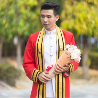 นักแปลนิว