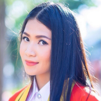 นักแปลเอนนา
