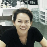 นักแปลแหม่ม