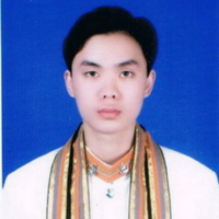 นักแปลกรณ์
