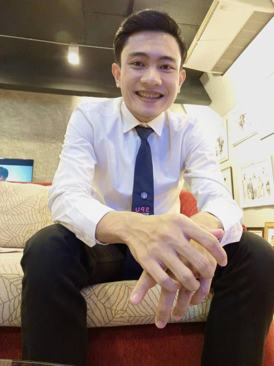 นักแปลKeithkete