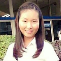 นักแปลเดือน