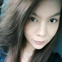 นักแปลnini