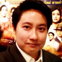 นักแปลโย