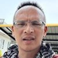 นักแปลผลึกกองสิน