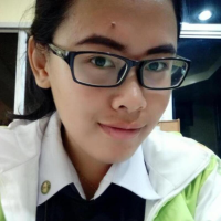 นักแปลกุ้ง