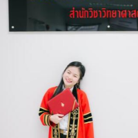 นักแปลเฟิร์ส